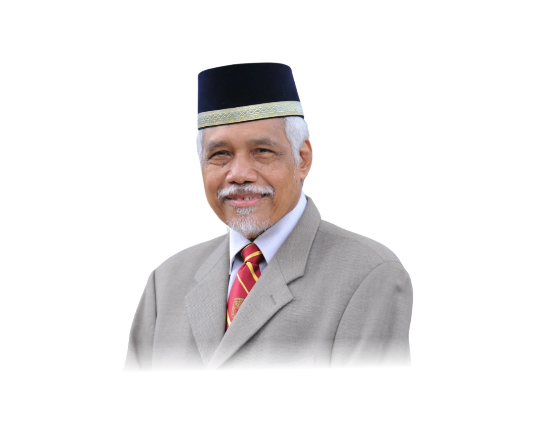 Dr. Osman Bakar kini memegang jawatan Rektor Universiti Islam Antarabangsa Malaysia (UIAM) dan Penyandang Kursi al- Ghazali dalam bidang Epistemologi dan Kajian dan Pembaharuan Ketamadunan di Institut Antarabangsa Pemikiran dan Tamadun Islam (ISTAC) di universiti tersebut. Beliau juga profesor emeritus dalam bidang Falsafah Sains di Universiti Malaya (UM). Setakat ini, beliau telah menghasilkan 43 buah buku tentang berbagai- bagai aspek pemikiran dan tamadun Islam. Beliau tersenarai dalam 500 tokoh Islam paling berpengaruh di dunia sejak tahun 2009. Buku beliau yang paling popular ialah Tauhid dan Sains yang telah diterjemah ke dalam pelbagai bahasa di dunia.