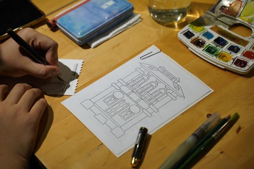 Learn to use fountain pens for line work and sketching